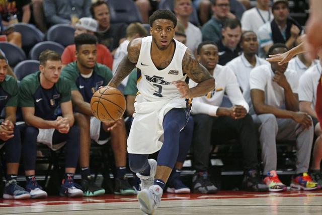 库里缺阵汤普森32分库明加21+10 勇士轻取爵士