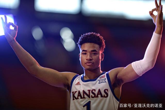 快船与凯琼斯签下双向合同 季前赛场均8+5+2帽